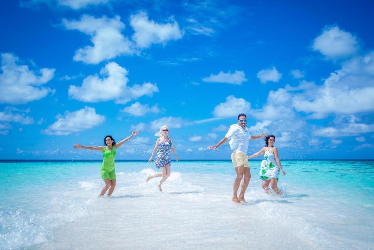 Hotel Venturo Maldives à Maafushi Extérieur photo